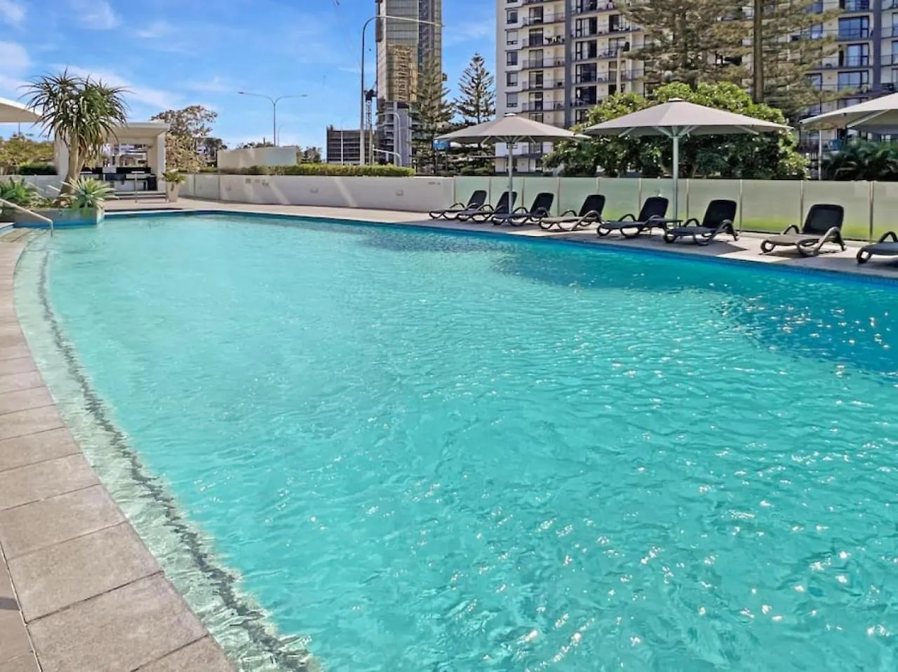 Incredible Ocean Views 3 Bed 18th Floor