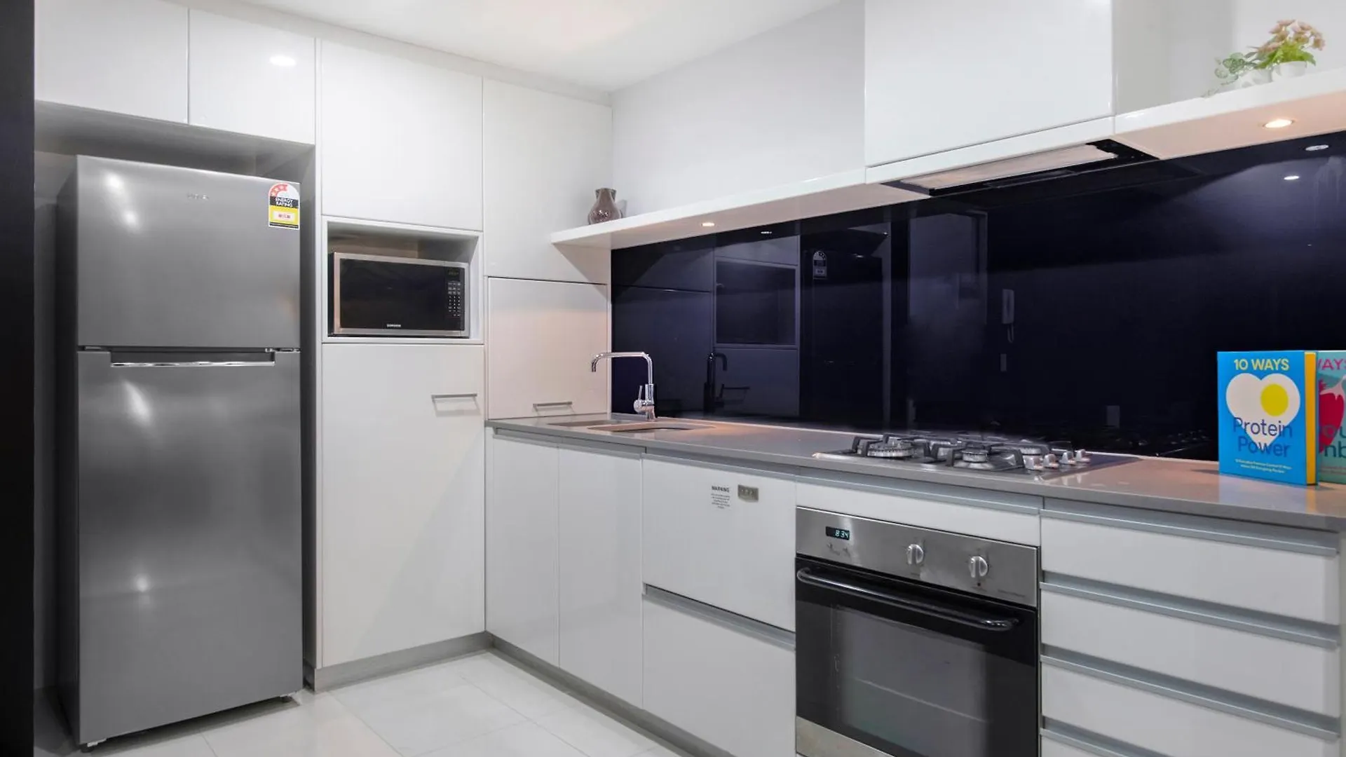 Circle On Cavill - Self Contained & Privately Managed - Wow Apartmán Gold Coast