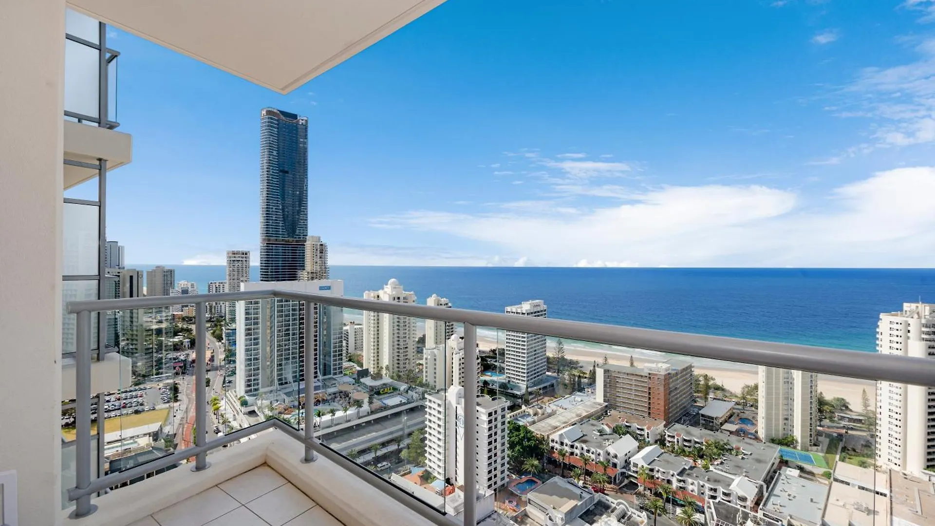 Spectacular Ocean View 3 Pools Gym And Sauna Apartment Gold Coast