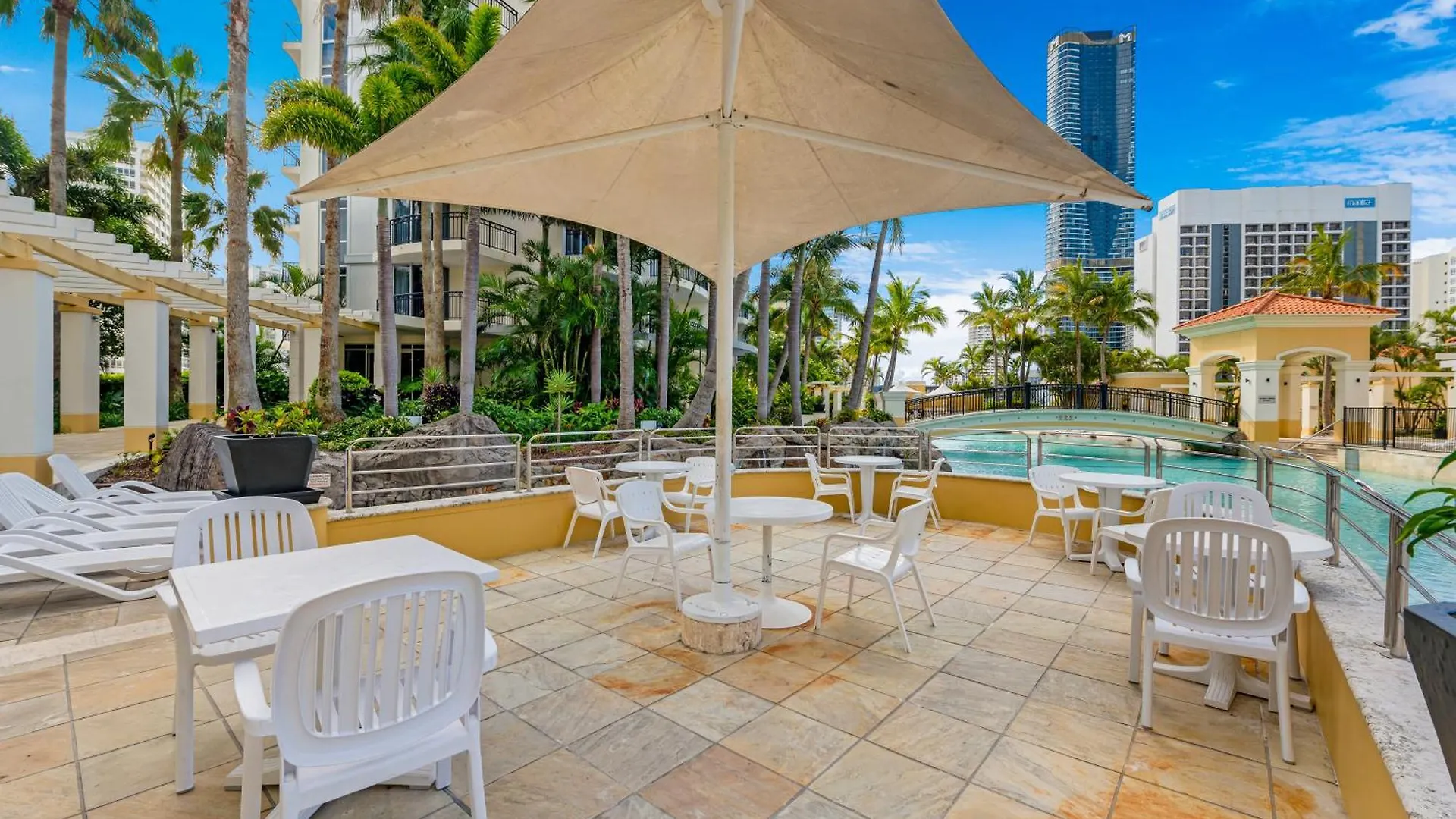 Spectacular Ocean View 3 Pools Gym And Sauna * Gold Coast