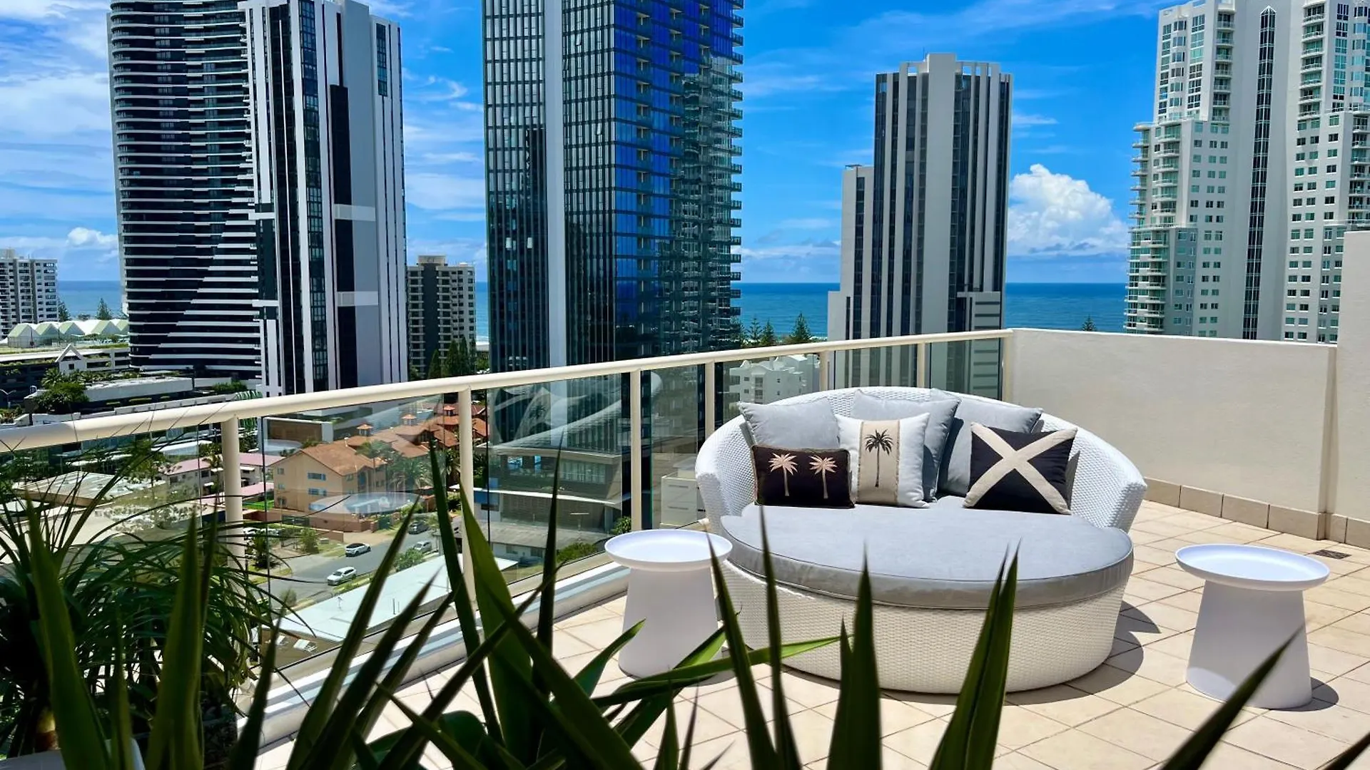 Apartment Private Sky Terrace Classic Penthouse 2 Car Parks *