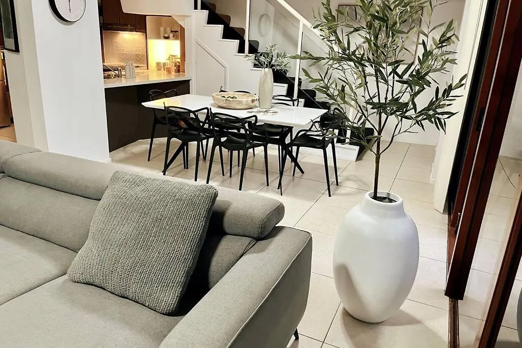 Apartment Private Sky Terrace Classic Penthouse 2 Car Parks *