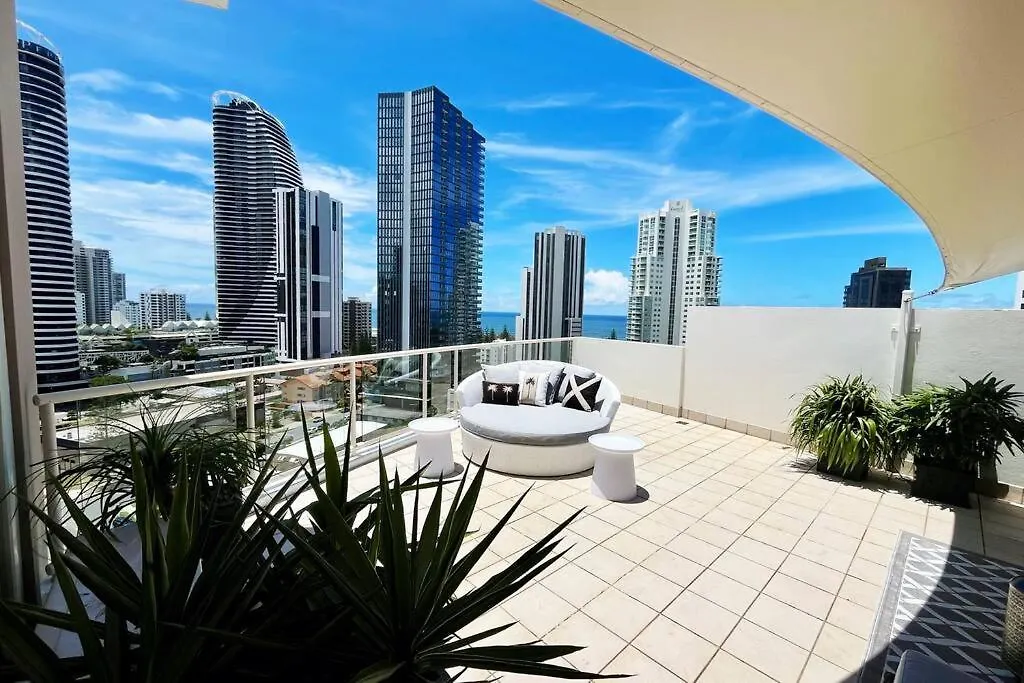 Private Sky Terrace Classic Penthouse 2 Car Parks *