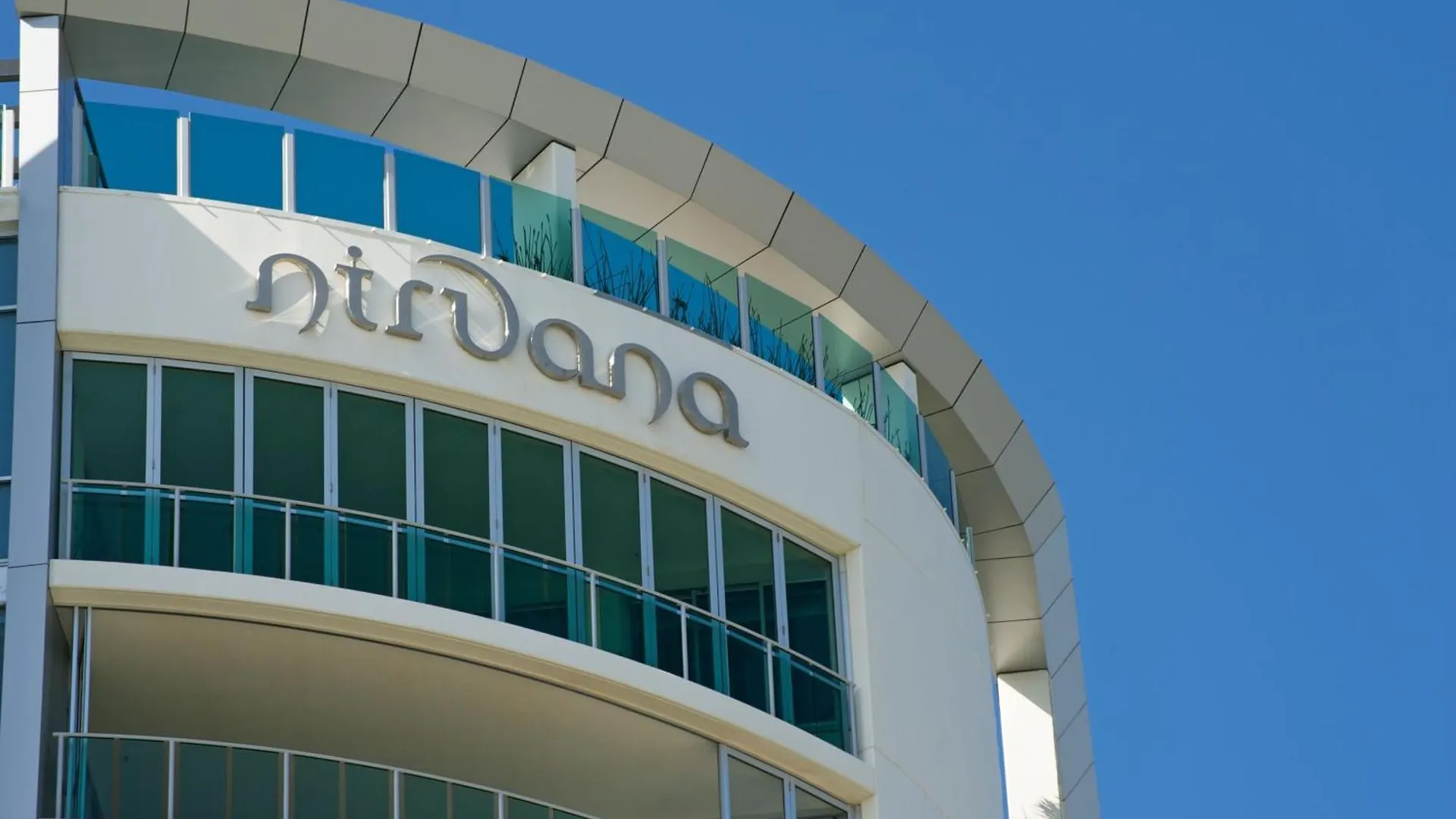 Aparthotel Nirvana By The Sea Gold Coast