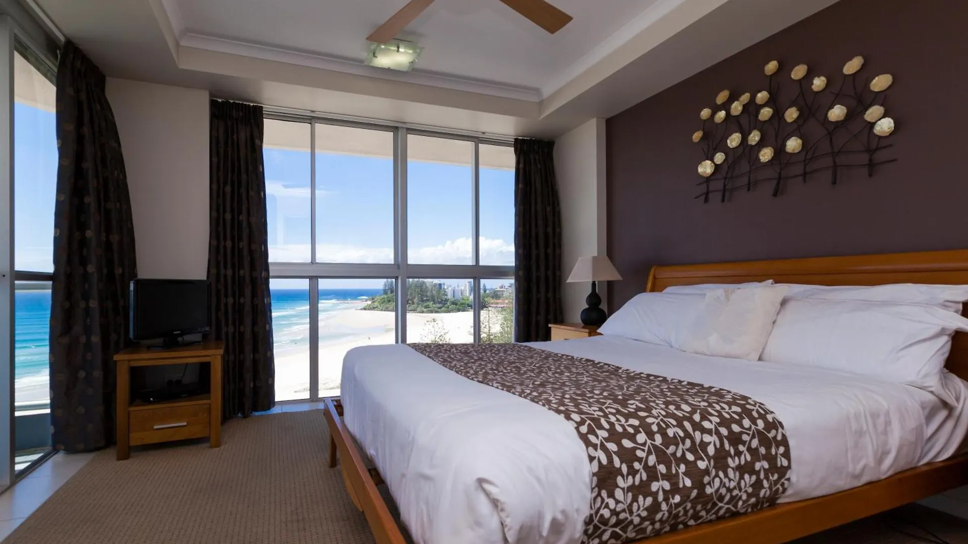 Points North Aparthotel