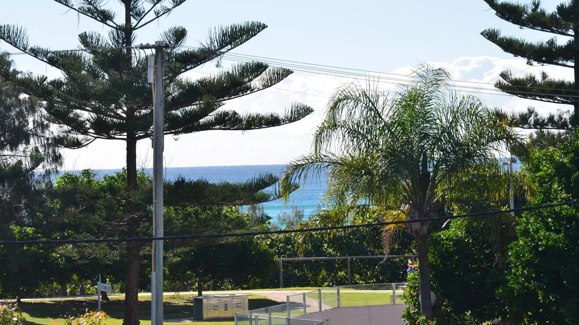 La Costa Beachside Motel 3*