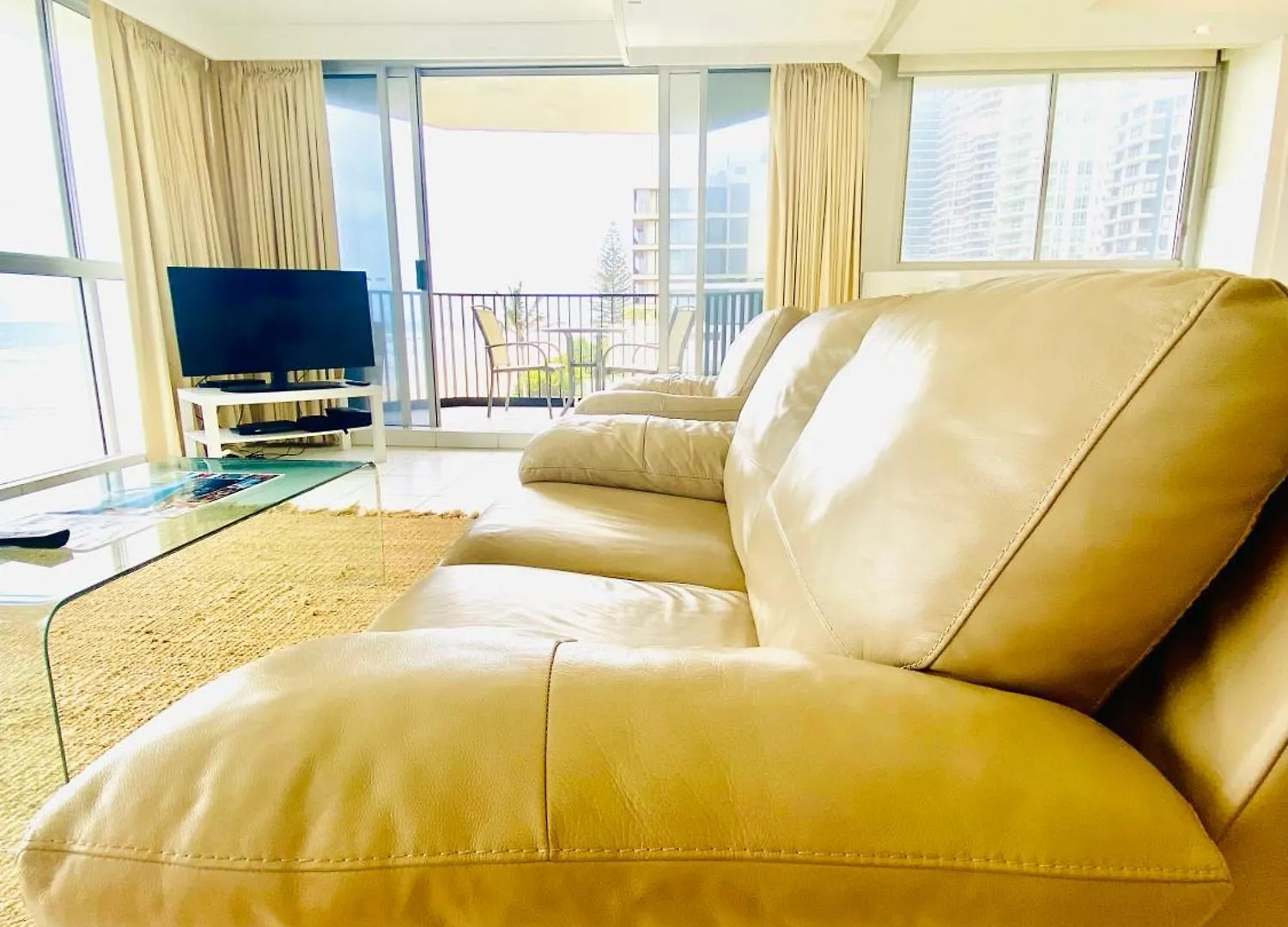 One The Esplanade On Surfers Paradise Aparthotel Gold Coast