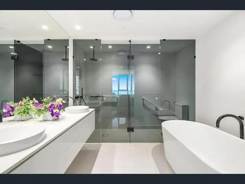 Magnoli - Hosted By Burleigh Letting Apartment