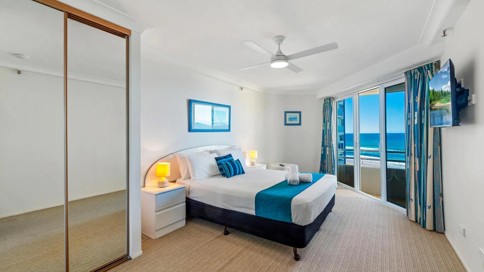 Zenith Ocean Front 3*