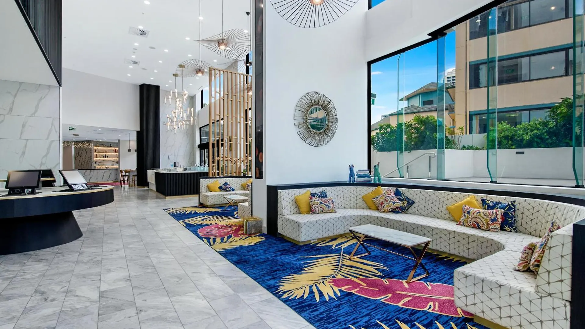Ruby - Self Contained, Privately Managed Apartment