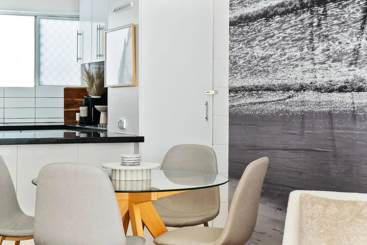 The Surfers' Loft - A Calm Coastal Pad By The * Gold Coast