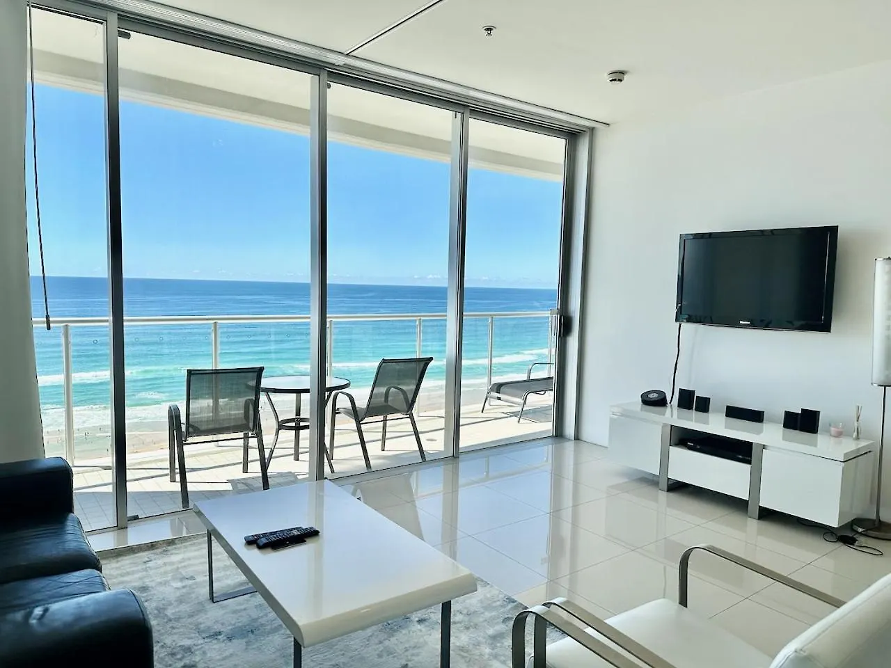 شقة Beachfront On Oasis Centre, Air On Broadbeach 1503