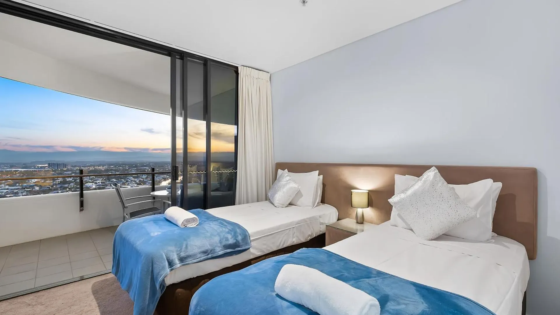 The Wave 2404 Gold Coast