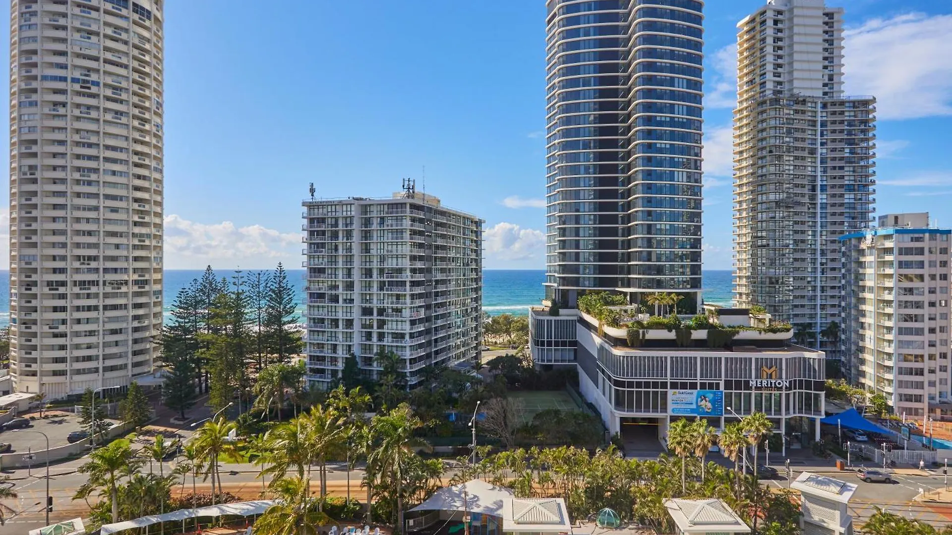 Crown Tower By Serain Residences Apartment