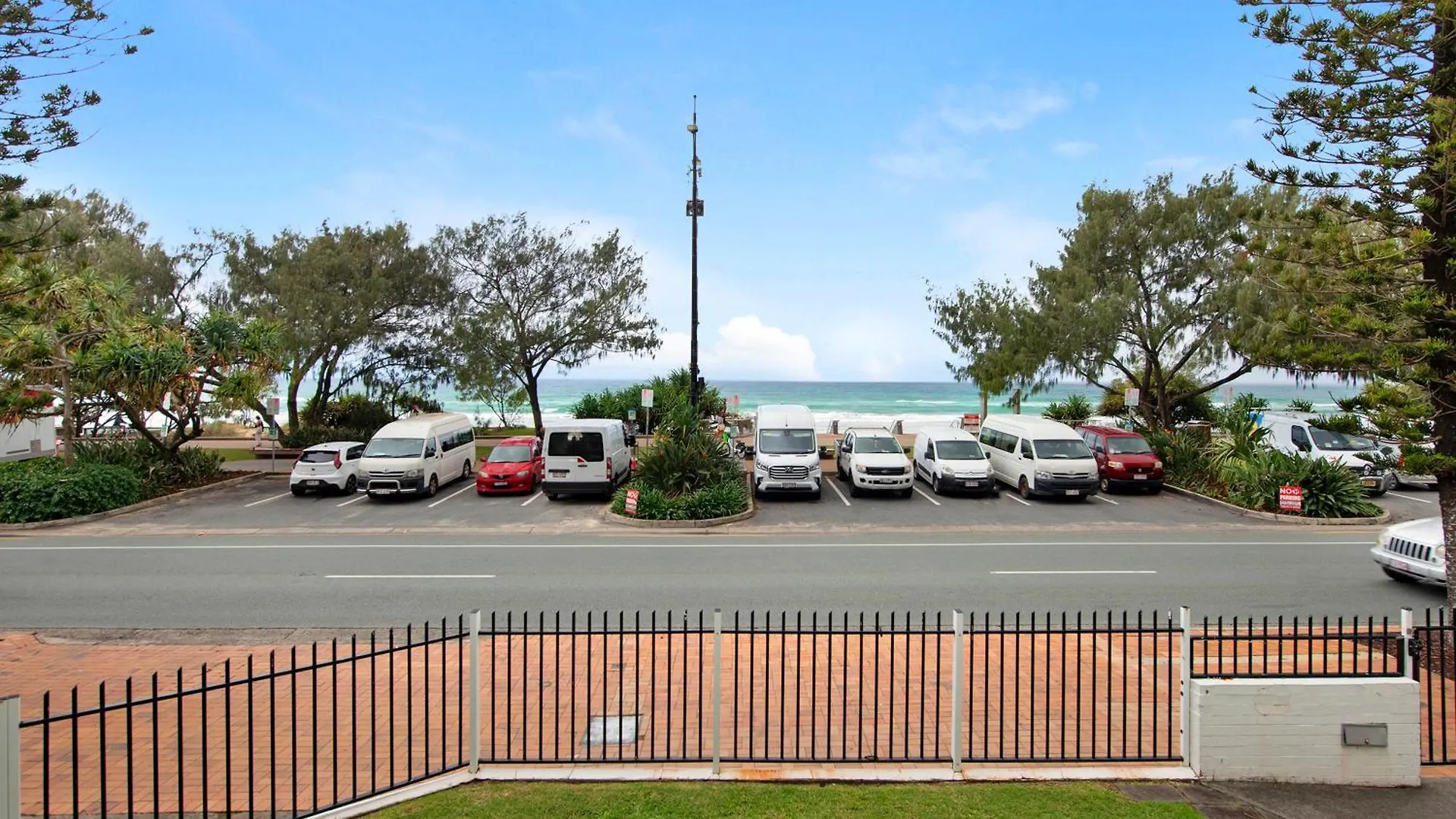 Apartment Driftwood In Surfers Paradise - Privately Managed
