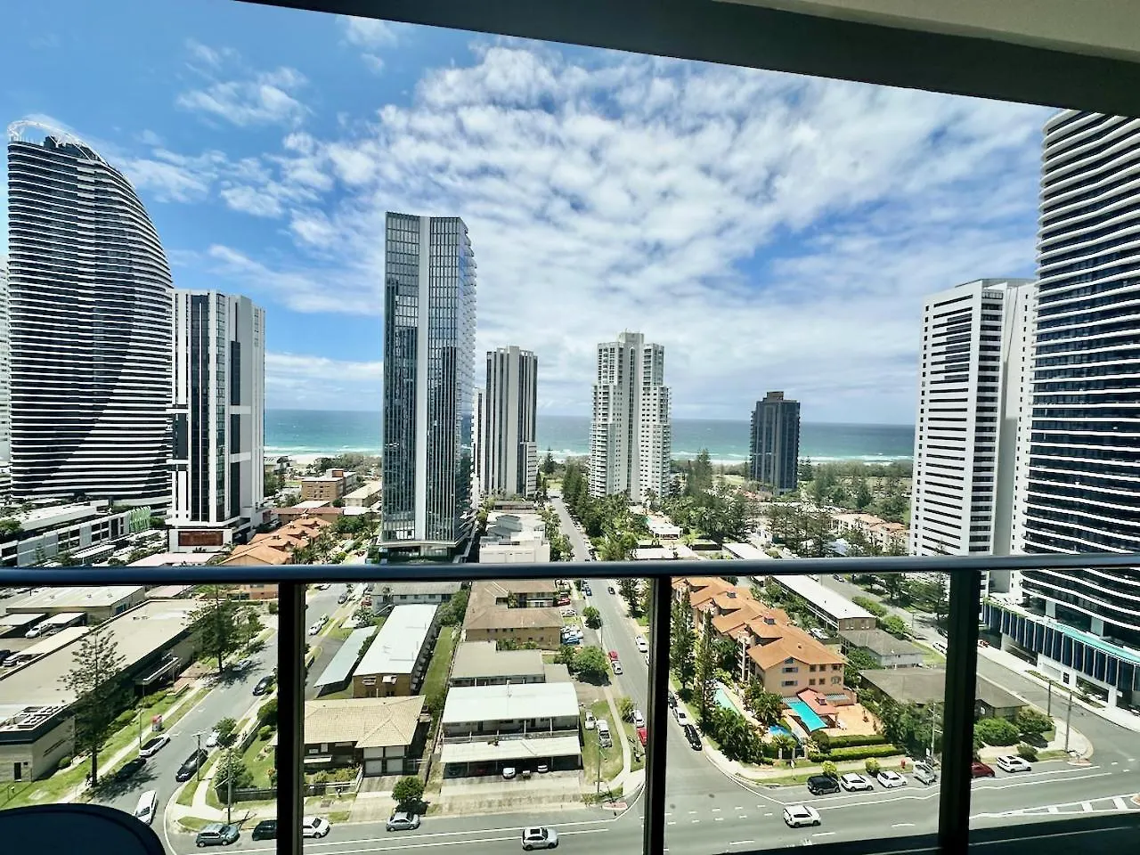Apartment Avani 1904 Views