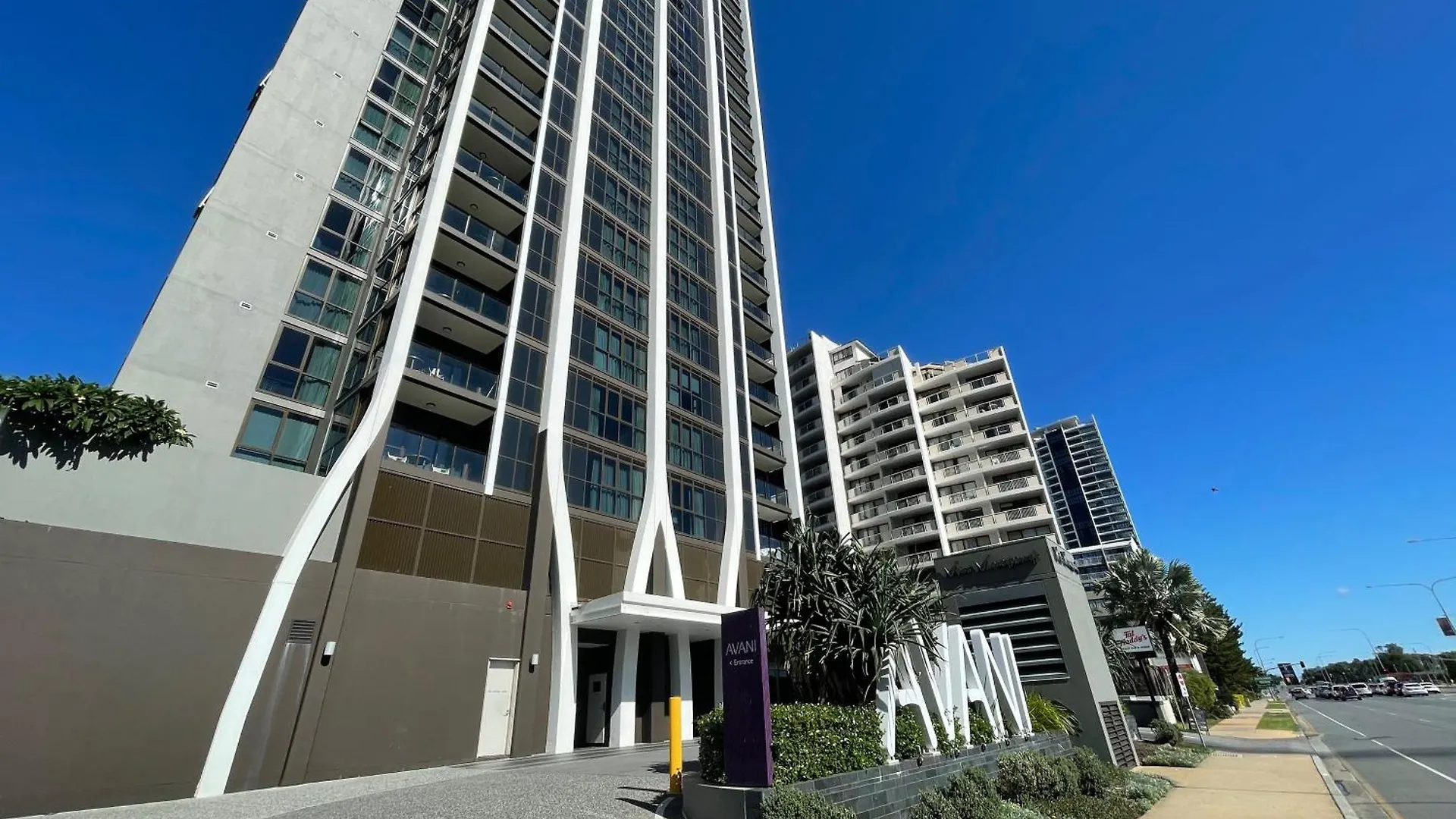Avani 1904 Views Gold Coast