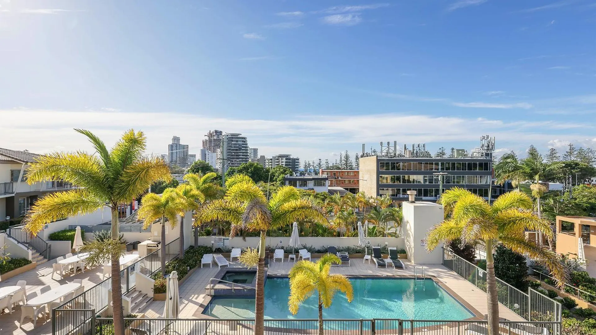 Apartment Burleigh Beachside Retreat Gold Coast