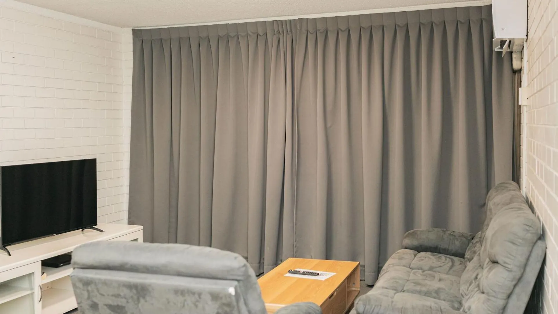 Trickett Gardens Aparthotel Gold Coast