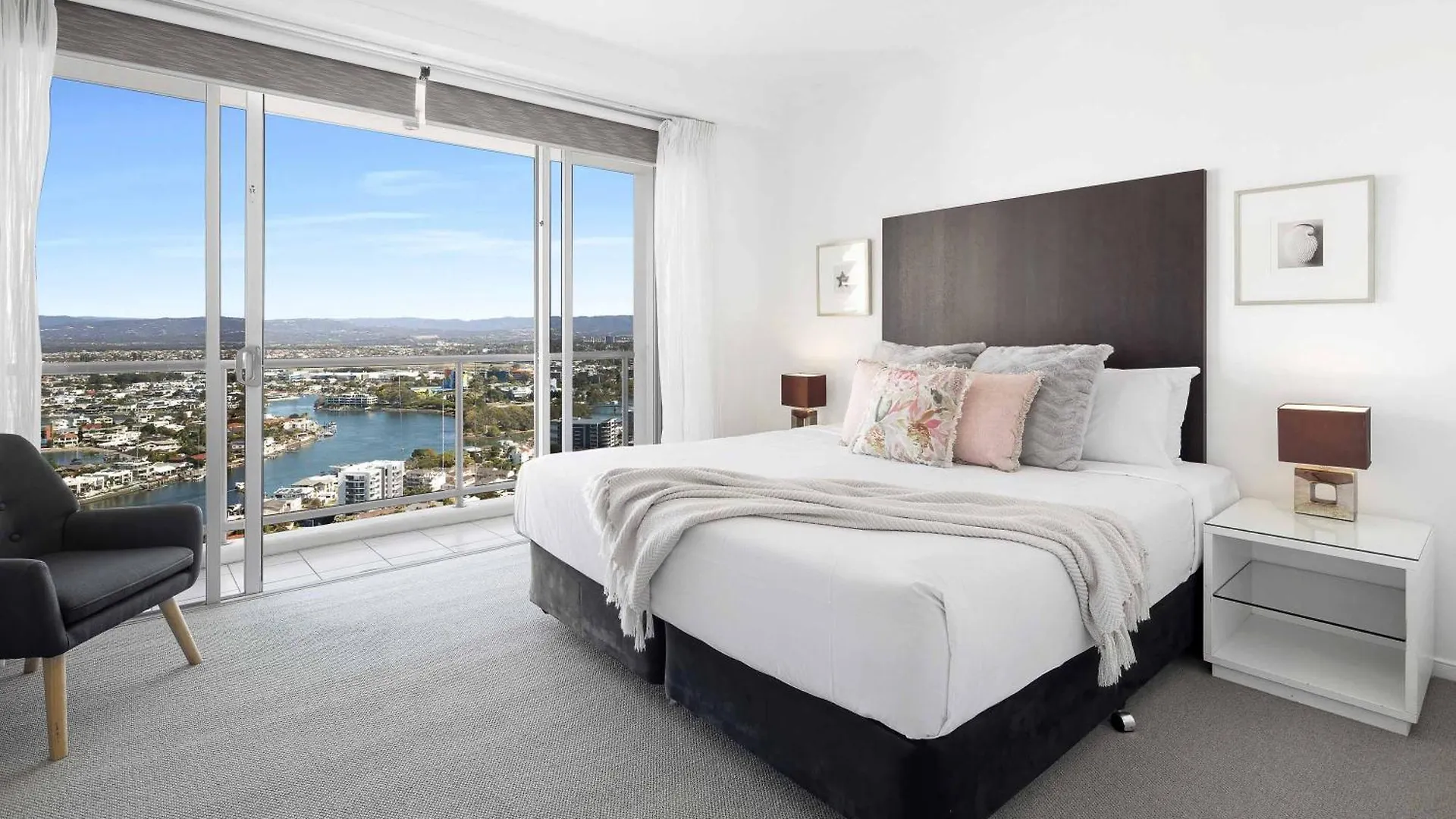 Chevron Renaissance * Gold Coast