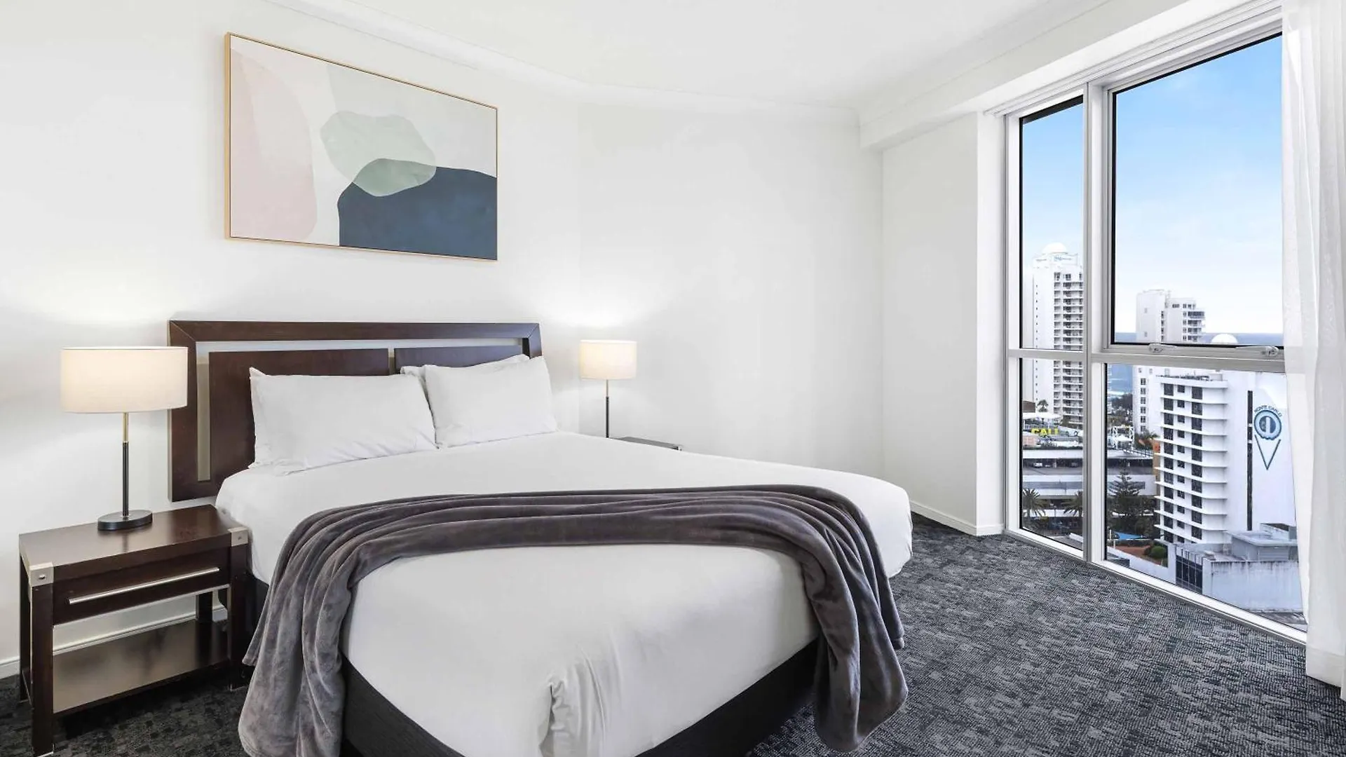 Apartment Chevron Renaissance Gold Coast
