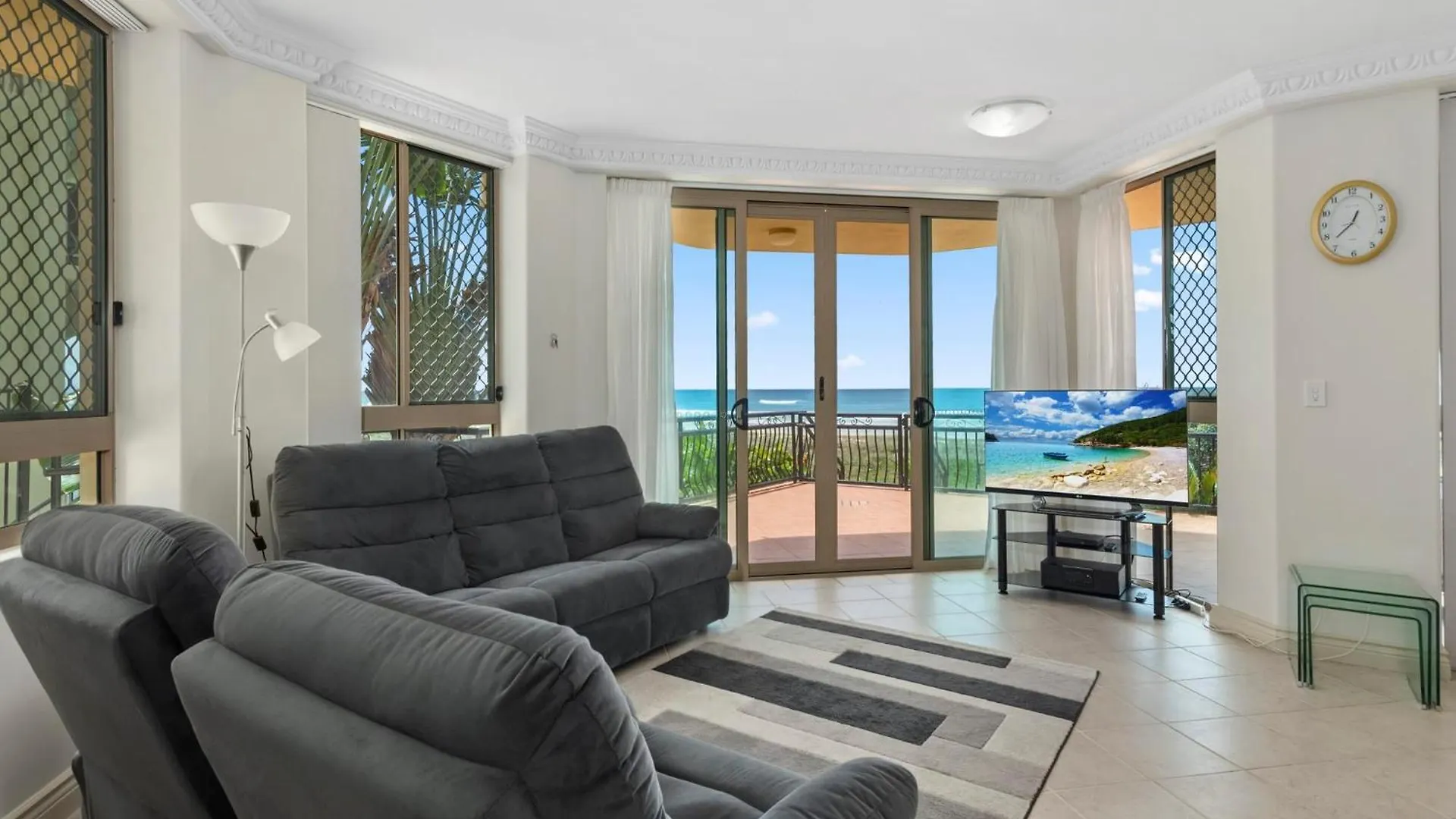 Casa Del Rey 1 *
