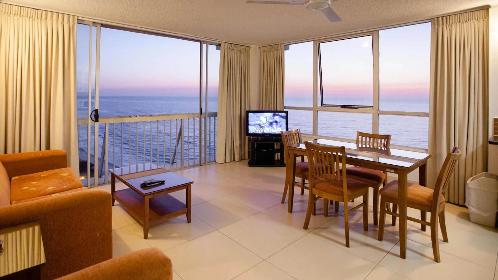 Rezort Chateau Beachside Gold Coast