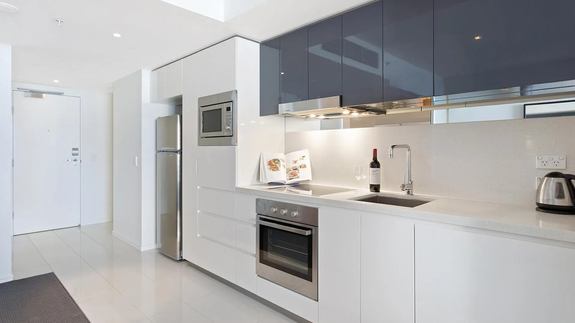 Apartment H-residences
