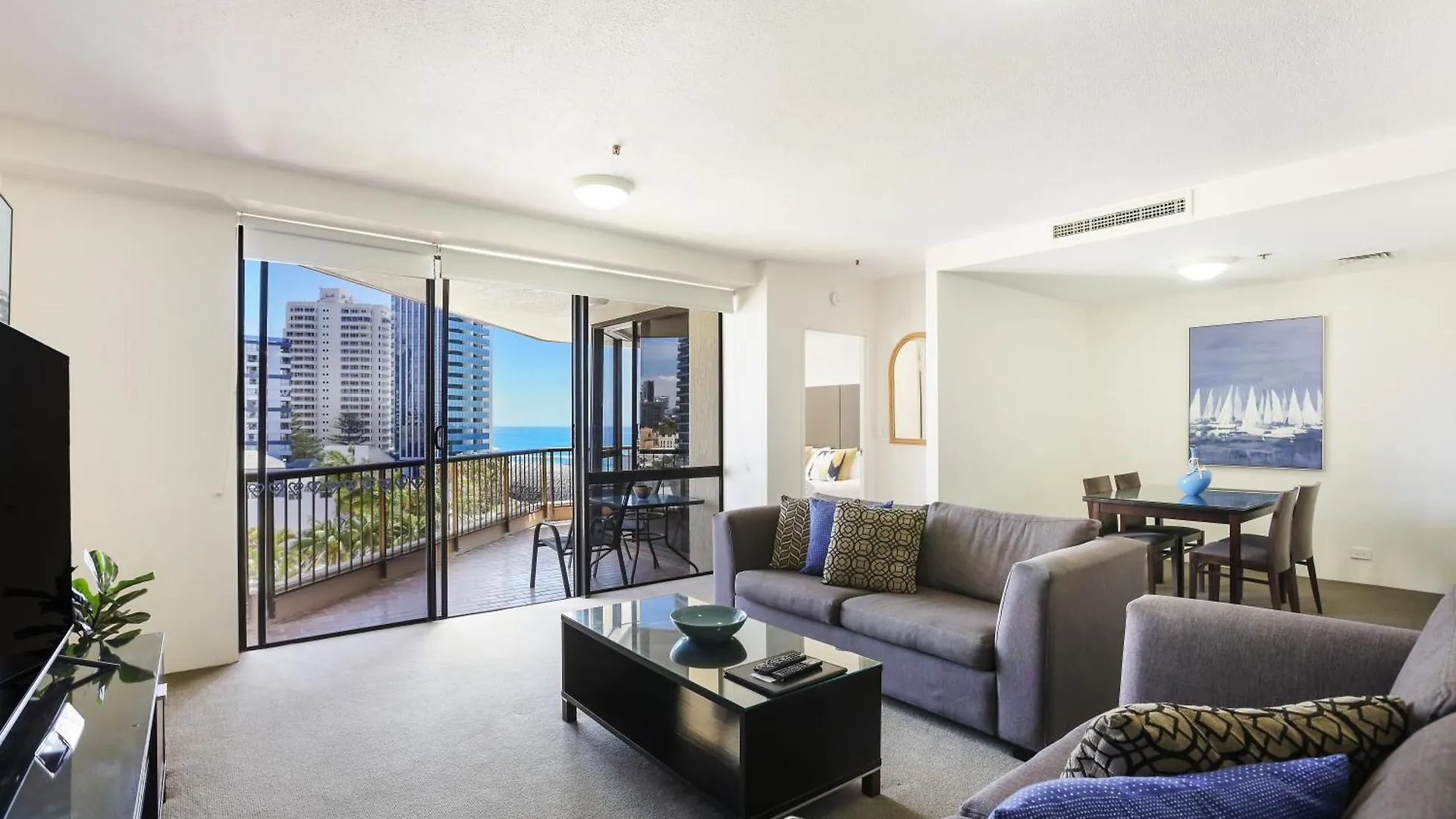 Apartment Paradise Centre Managed By Gchs Gold Coast