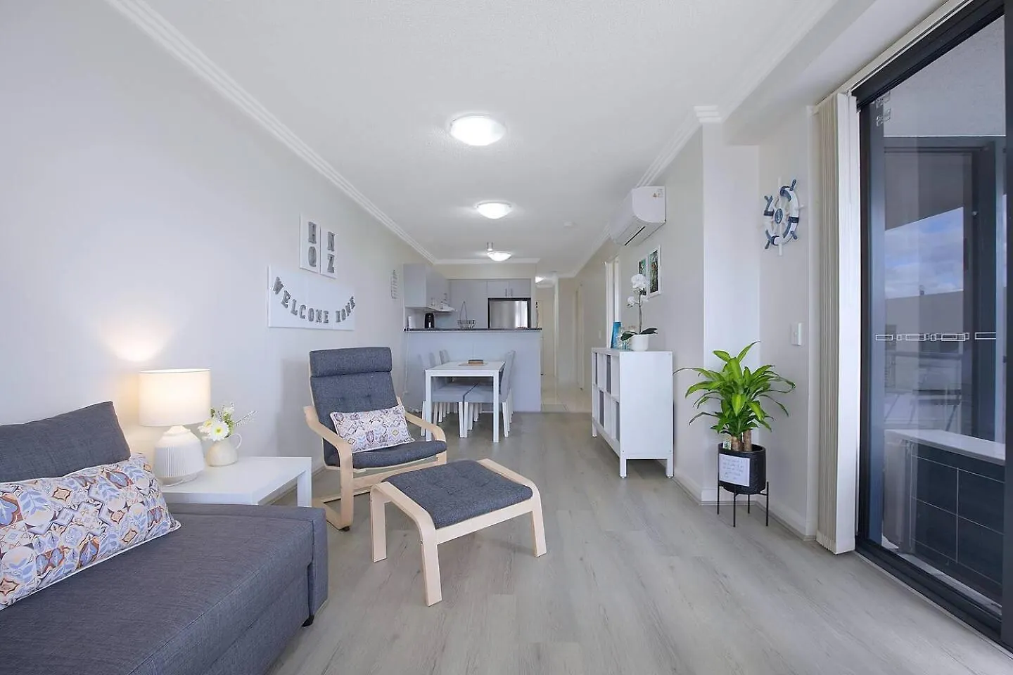 아파트 Breezy Beachside - Enjoy Outdoor Fun And Relaxation 골드코스트