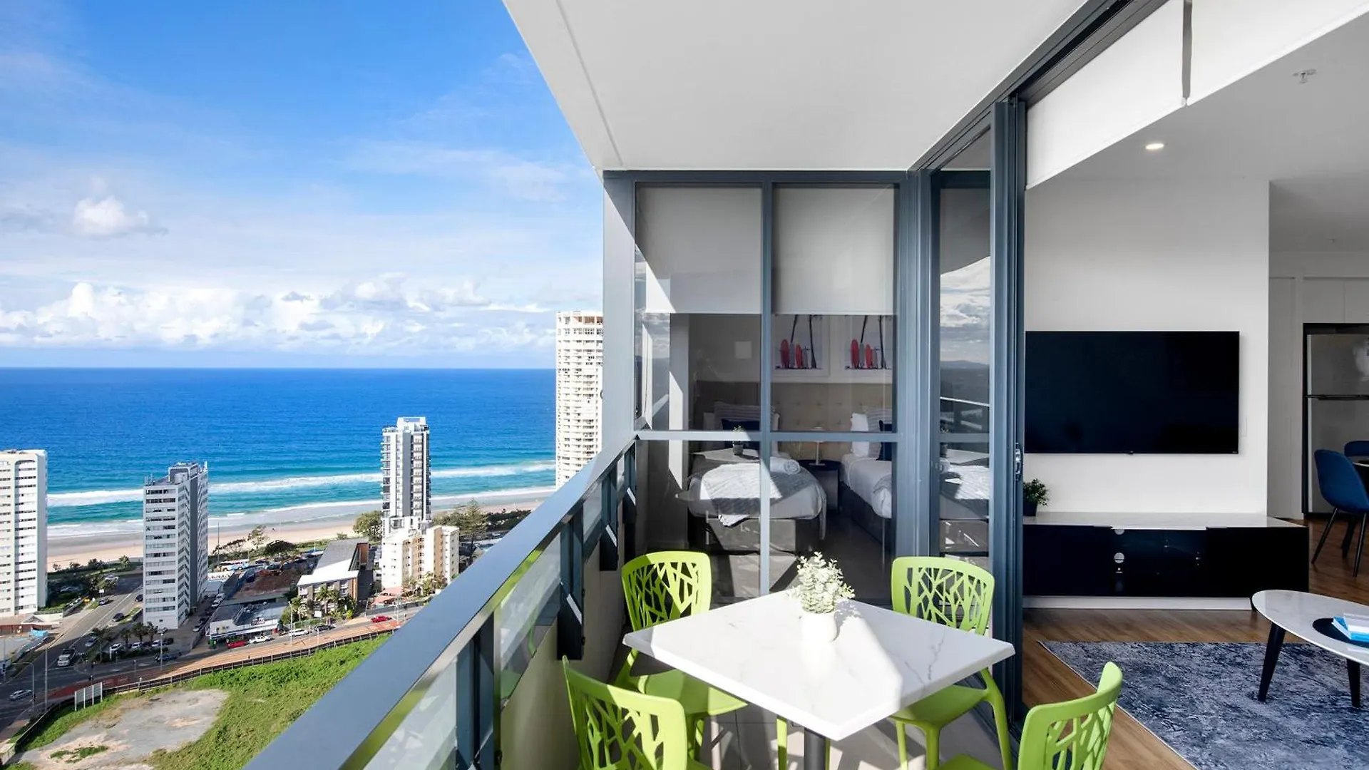 Ruby - Self Contained, Privately Managed Apartment