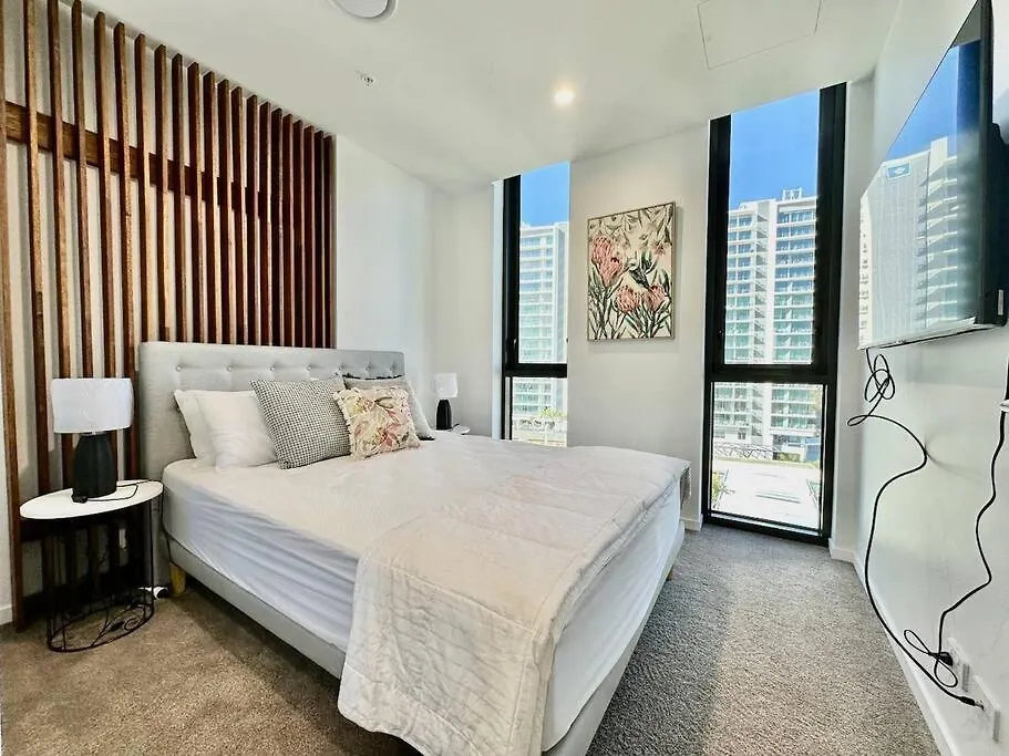 Amazing Waterfront, Surfers Paradise #81 Apartment *