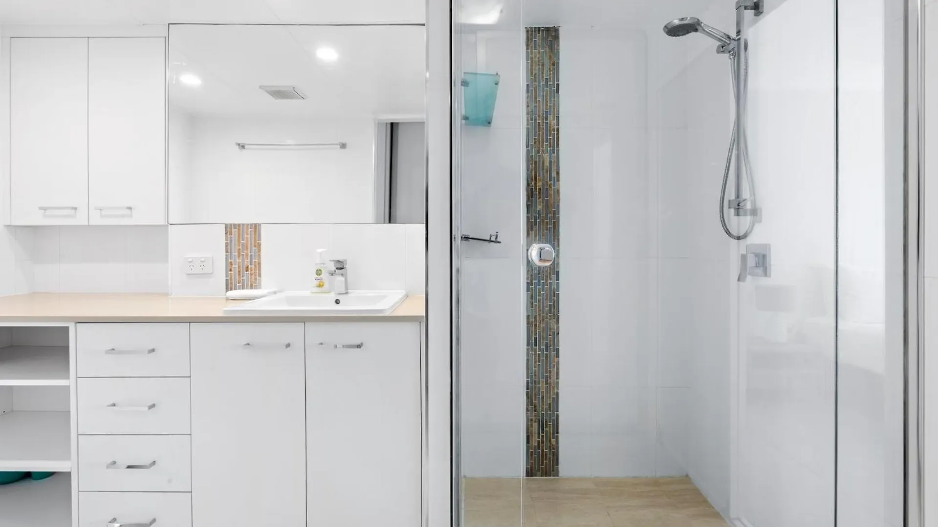 Narrowneck Court Aparthotel