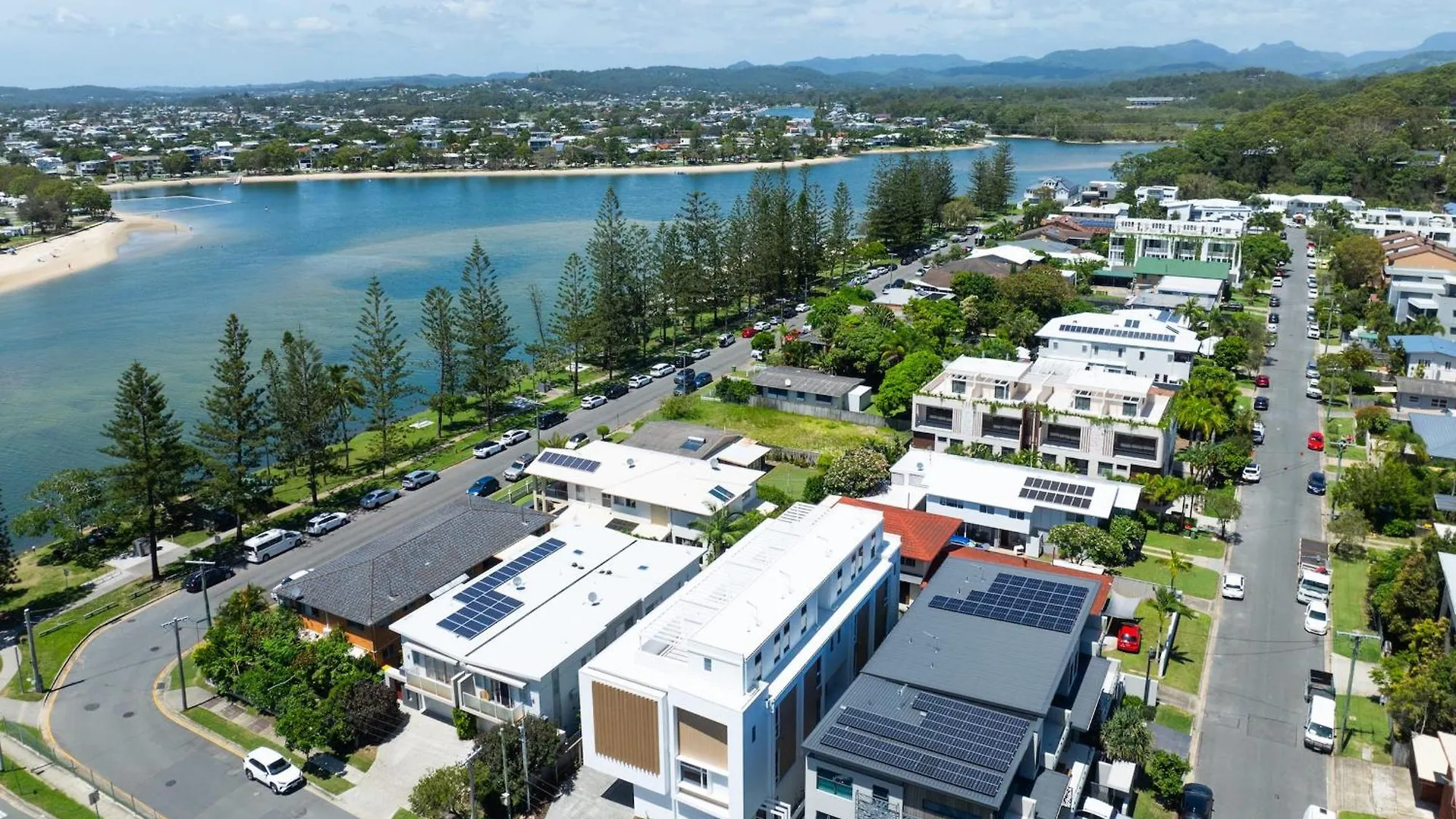 Iconic Burleigh Heads Luxury Gold Coast