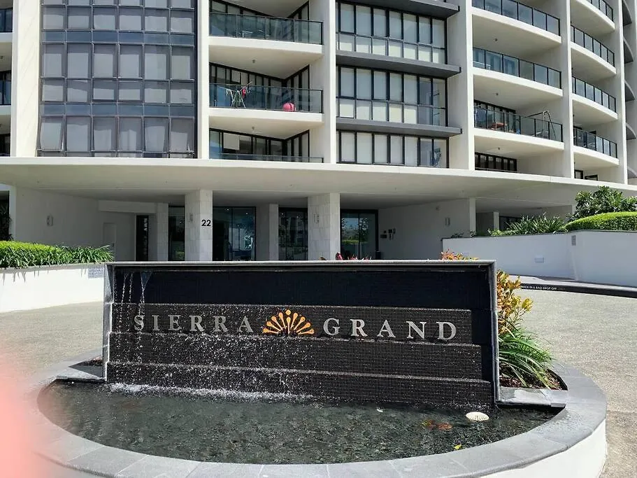 Amazing Sierra Grand 26th Floor Apartment