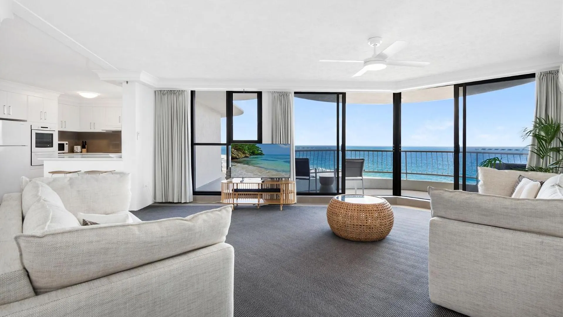 Acapulco Deluxe 2 Bedroom - Coasthm Gold Coast