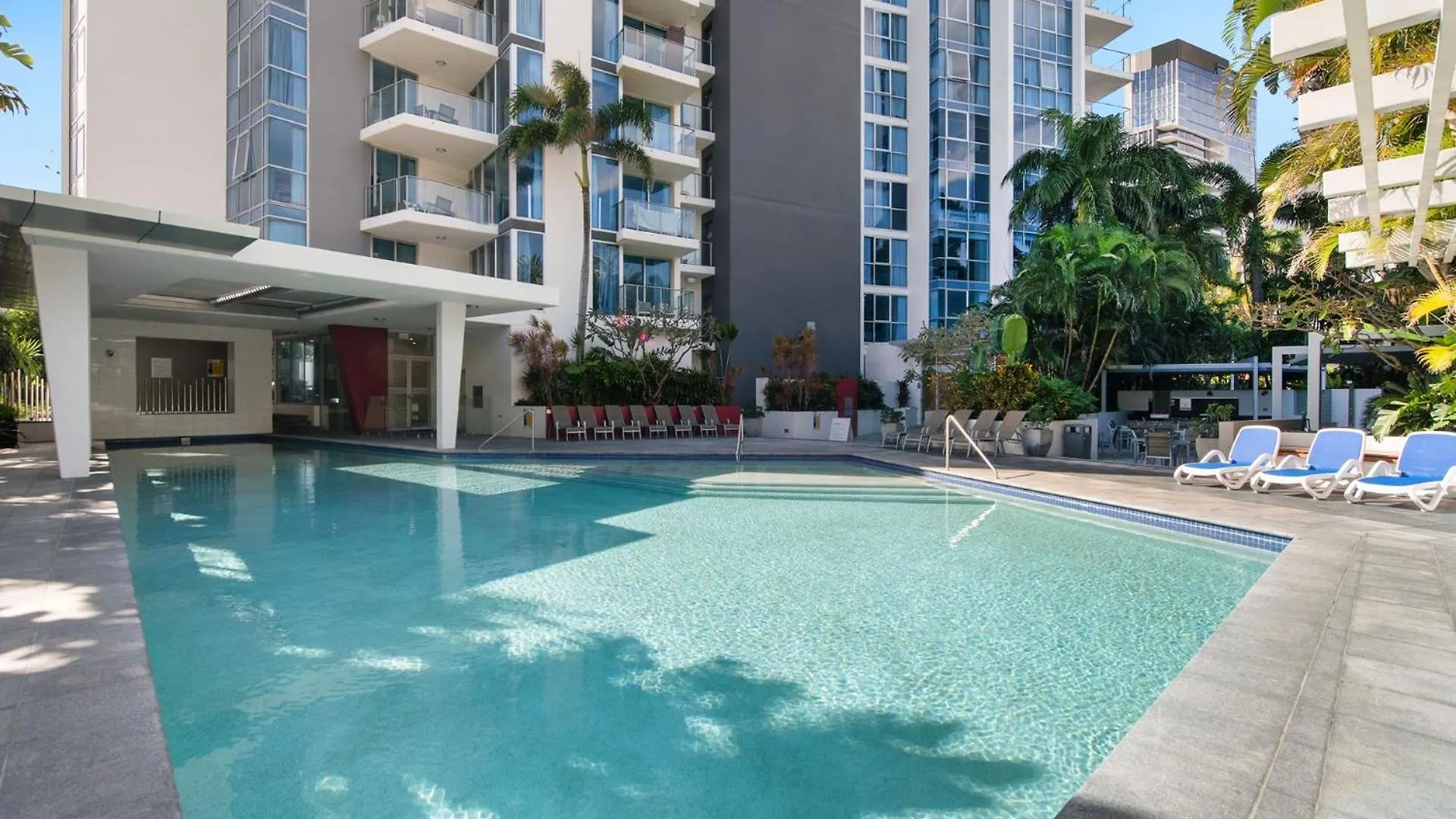 Apartment Artique 3 Bedroom Close To The - Coasthm