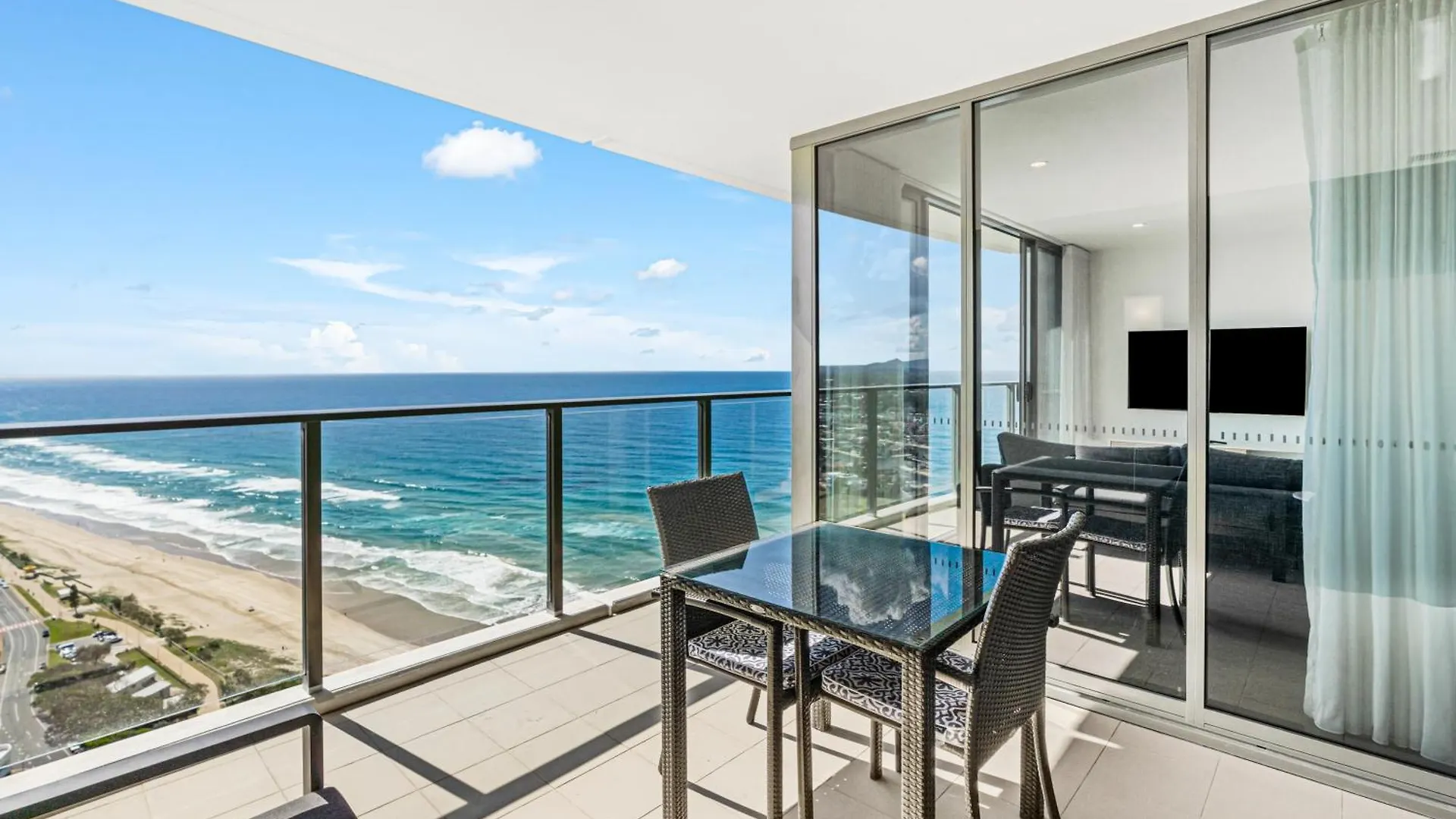 Resort Rhapsody - Official Gold Coast