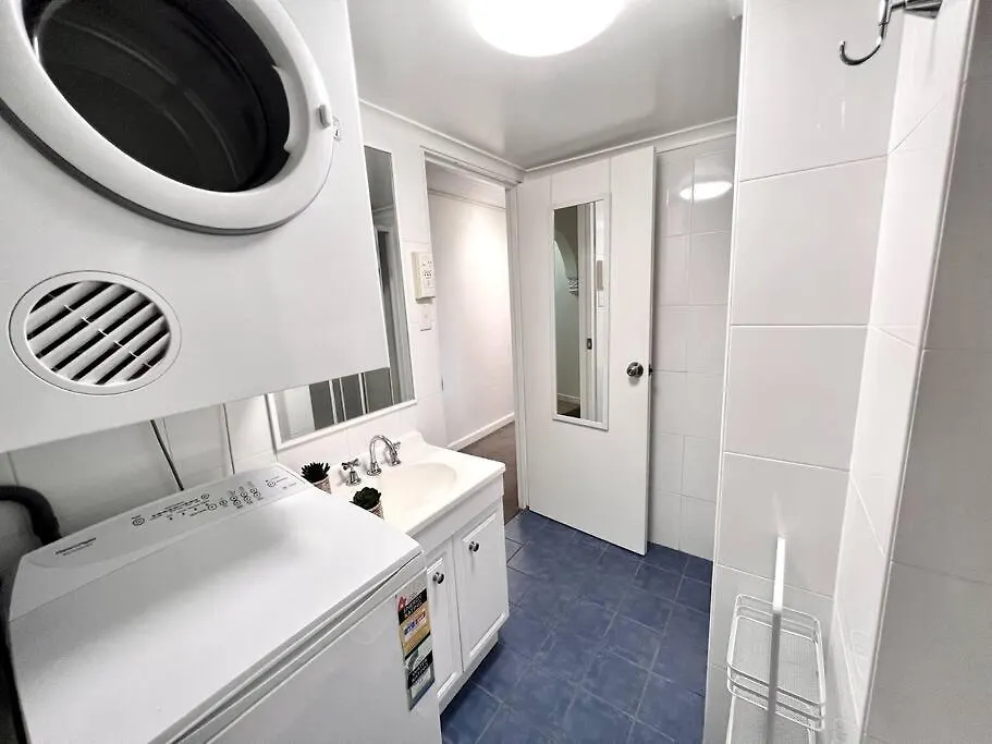 Beachside Bliss Pool, & Sauna Apartment *
