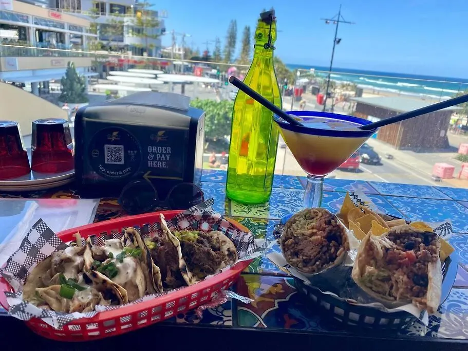 Beachside Bliss Pool, & Sauna Apartment Gold Coast