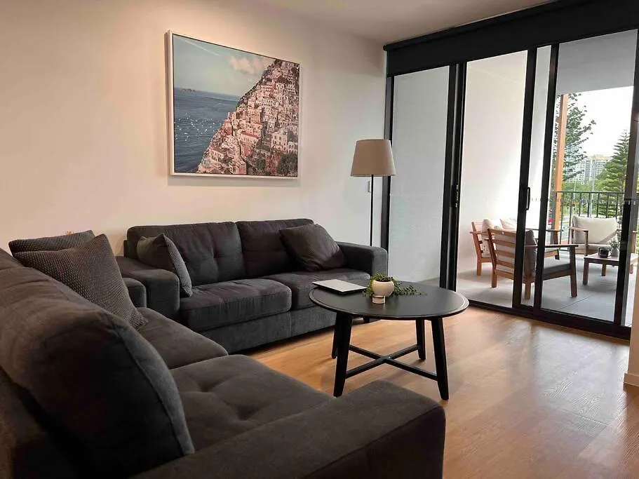 Family In Surfers Paradise Apartment
