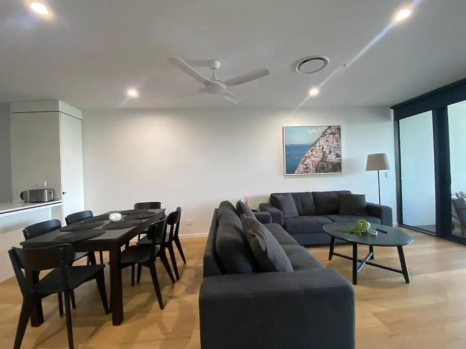 Family In Surfers Paradise Apartment