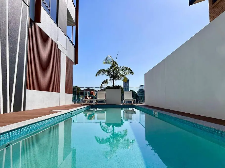 Apartment Family In Surfers Paradise Gold Coast
