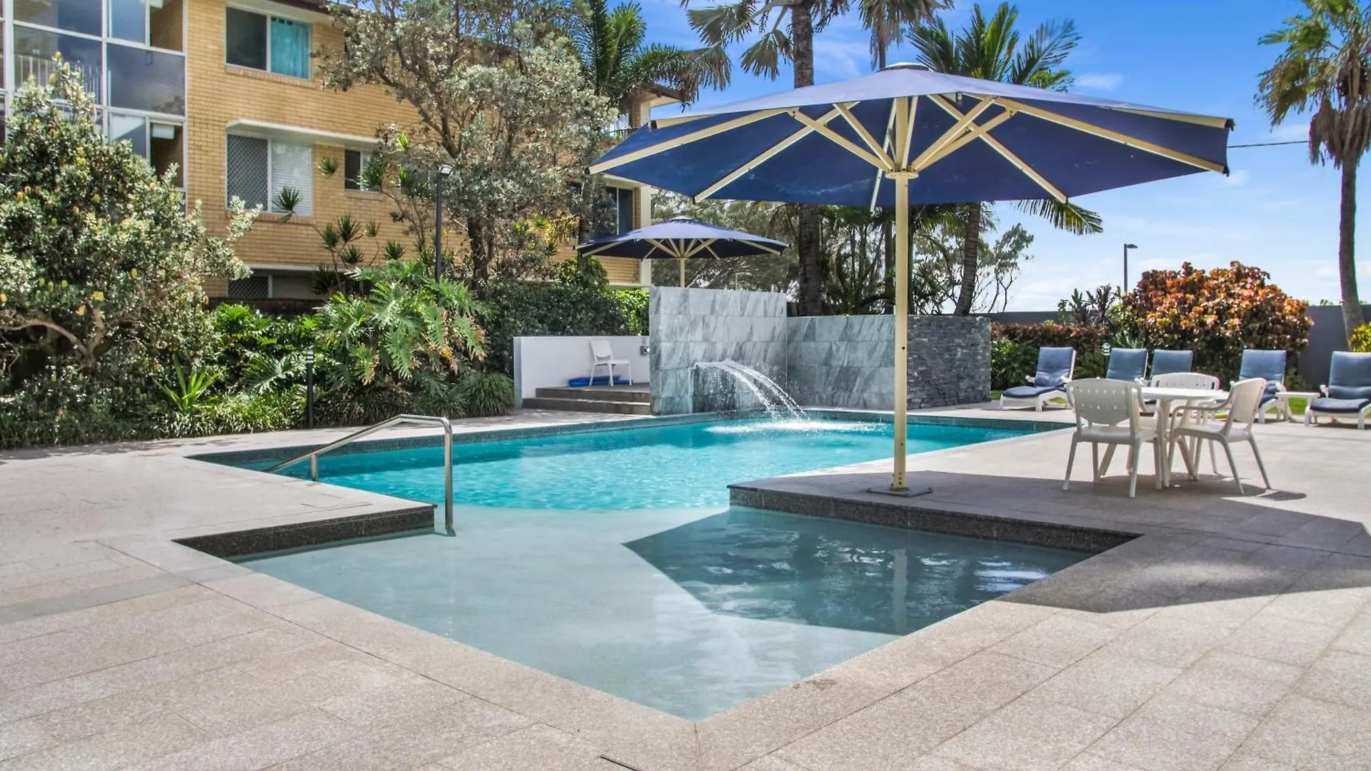 Boulevard Towers On Broadbeach Aparthotel