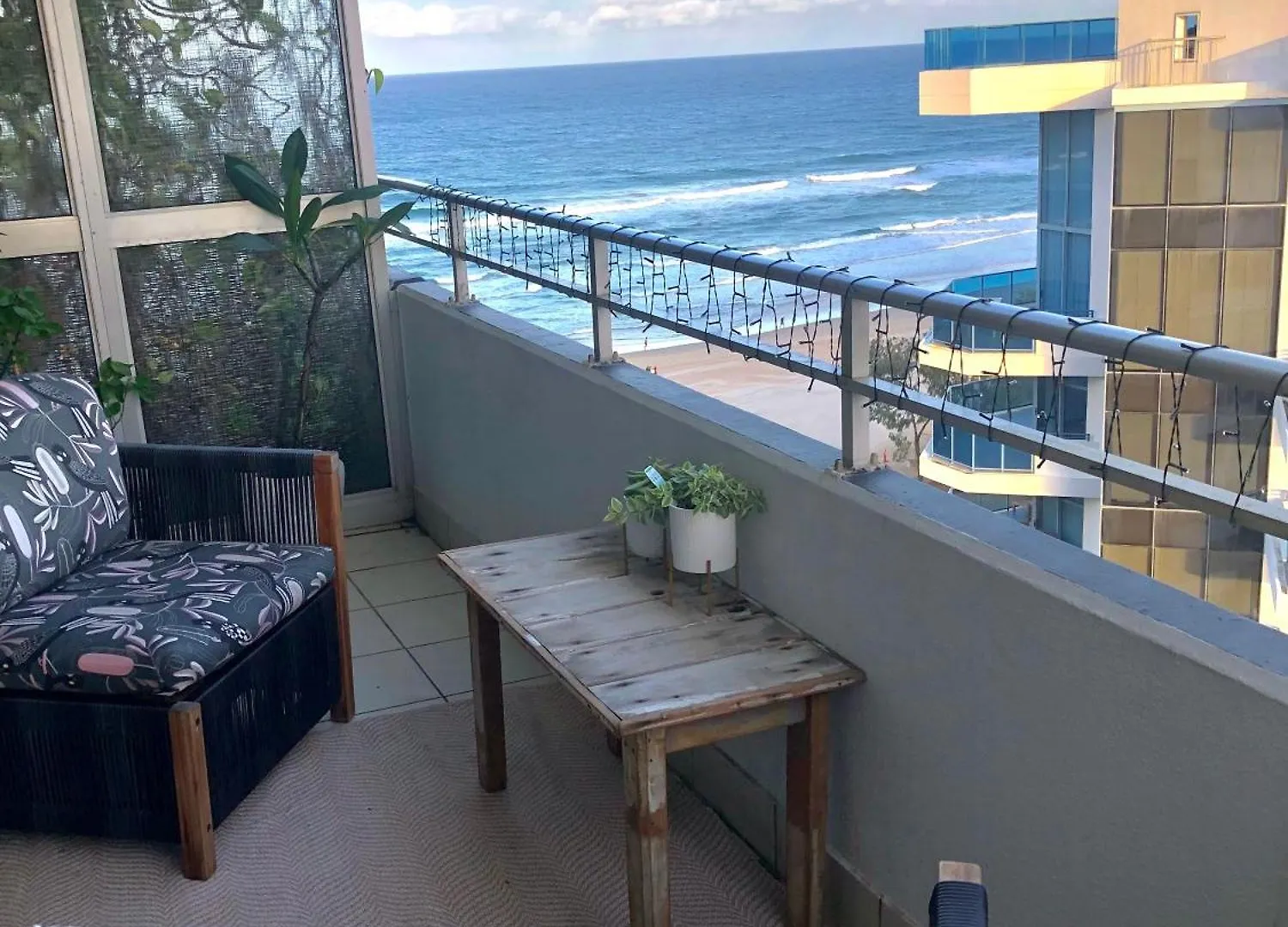 Apartment Equinox - Your Front Retreat! *