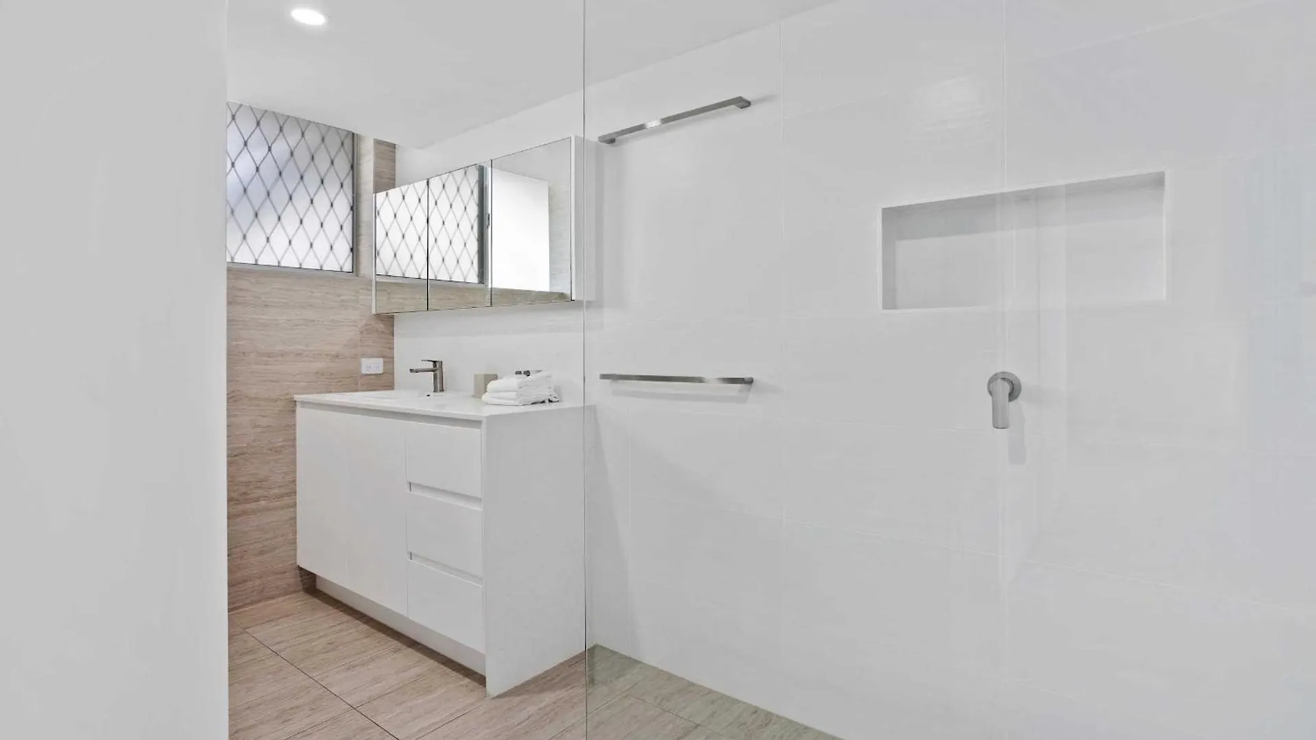 Apartment Wyuna Ocean Views In Burleigh