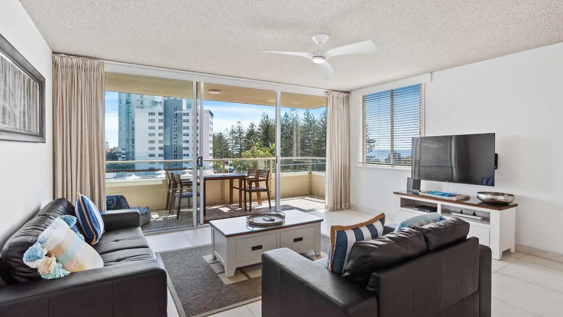 Apartment Wyuna Ocean Views In Burleigh *