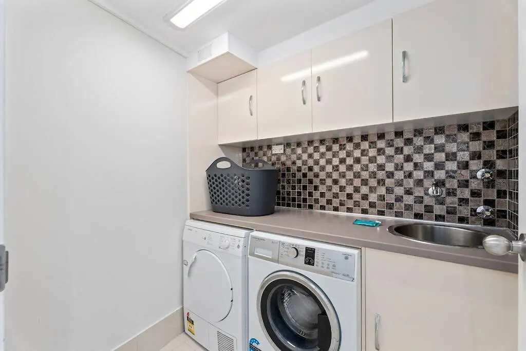 Level 29 - Oceanfront 2b At Imperial Surf Apartment Gold Coast