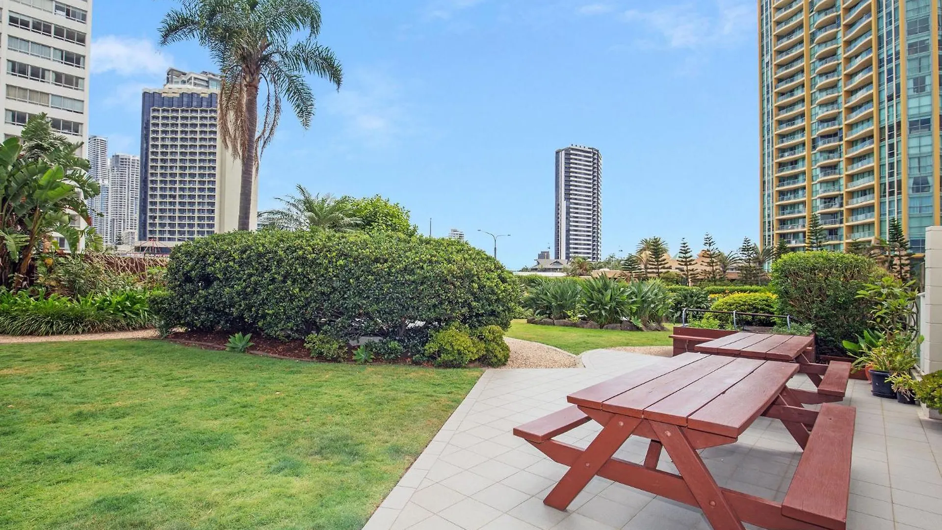 Pacific Plaza 3* Χρυσή Ακτή