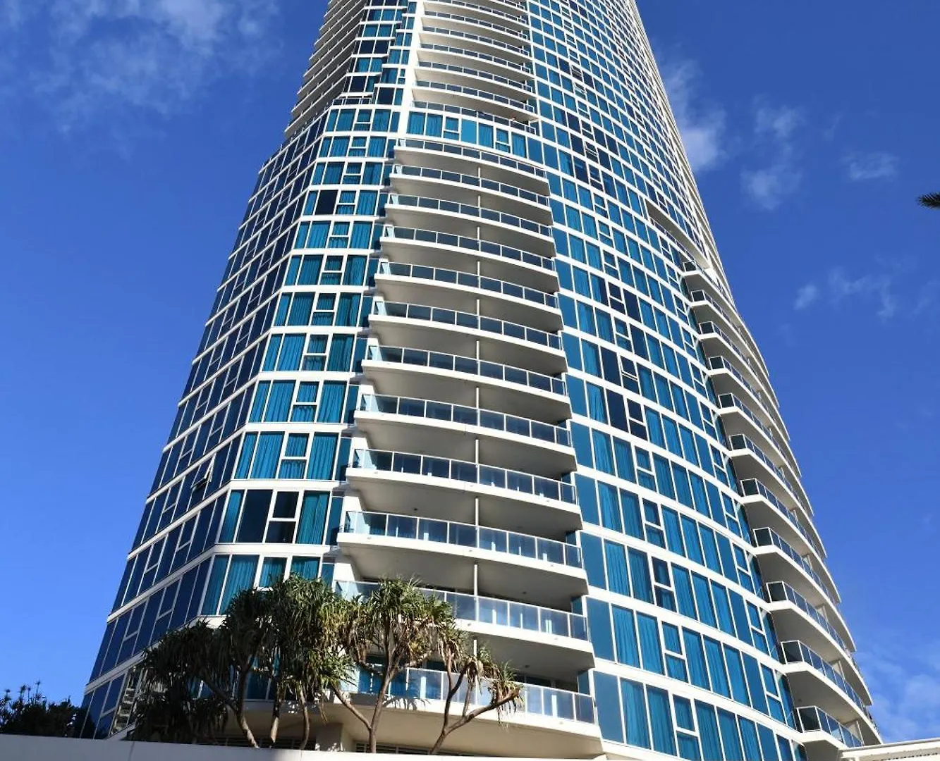 Spectacular 19th Floor In Heart Of Surfers Paradise * Gold Coast